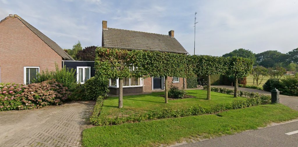 Het pand aan het Molenveld in Eersel waar Pedicurepraktijk A. van Eekert is gevestigd